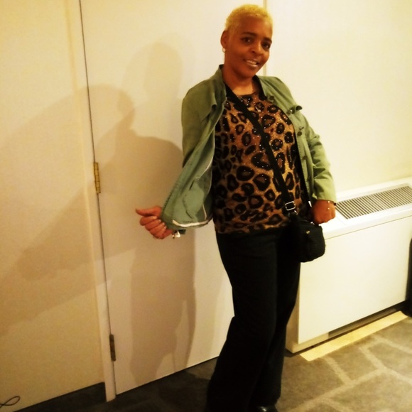 Meet your Posher, Mary - Picture 2 of 7